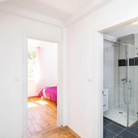 Modern In With Balcony * Dubrovnik